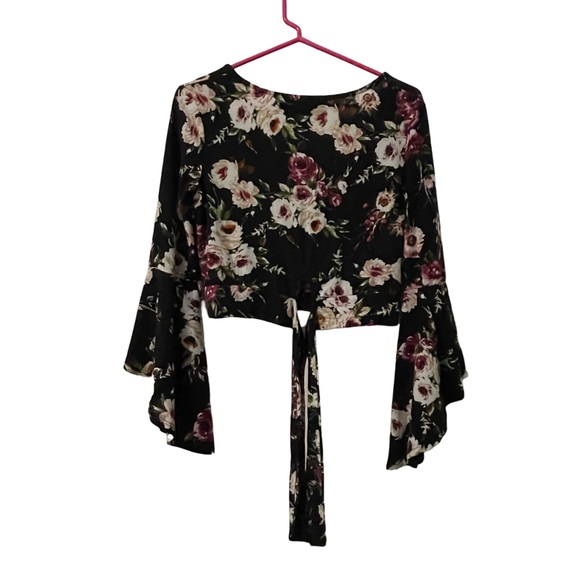 Vtg Bell Sleeve Crop Top - Picture 3 of 4